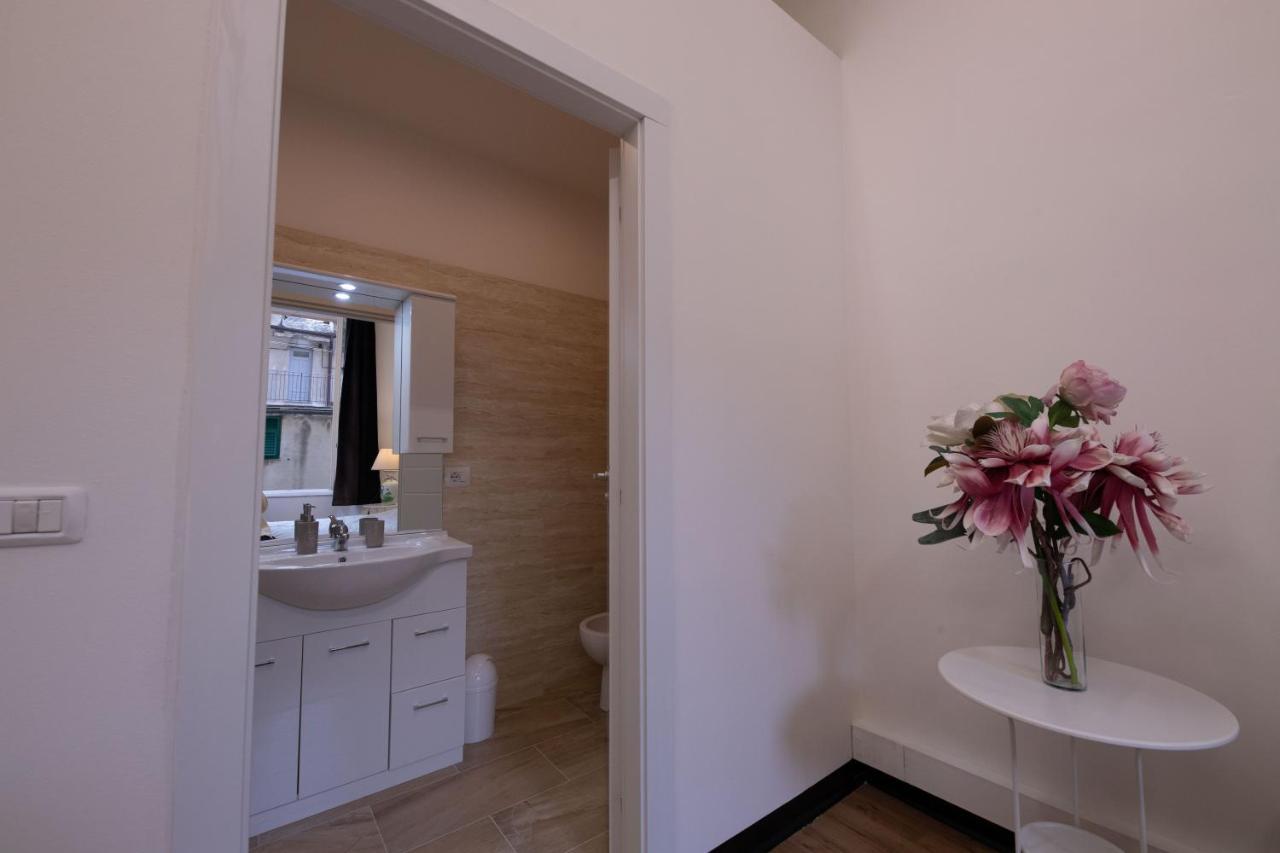 Guest House Palazzo Carmine Genoa Exterior photo